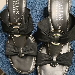Women's size 8 Sandals